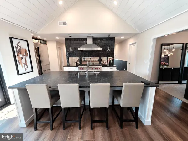 $1,595,000 | 694 Countess Drive, Yardley, PA 19067