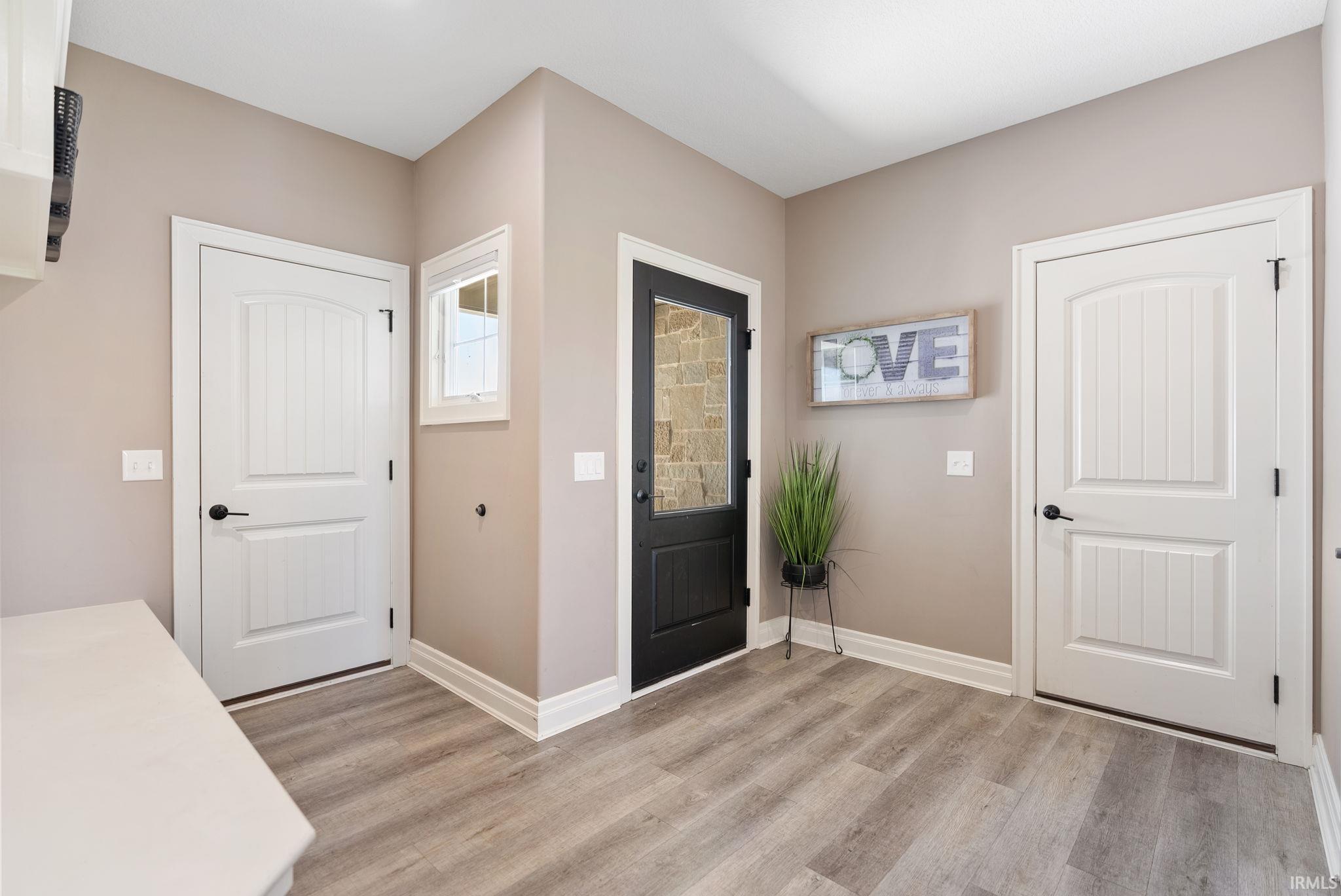 3186 Breyerton Cove Fort Wayne, IN 46814 - Photo 16 of 36