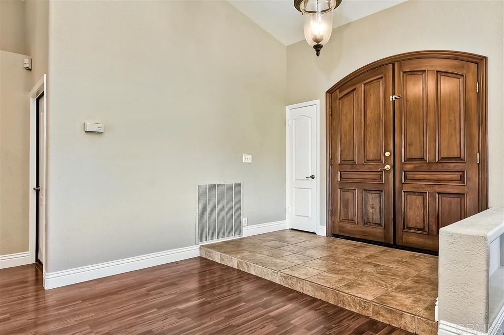 945 Canyon Heights Road Fallbrook, CA 92028 - Photo 11 of 25