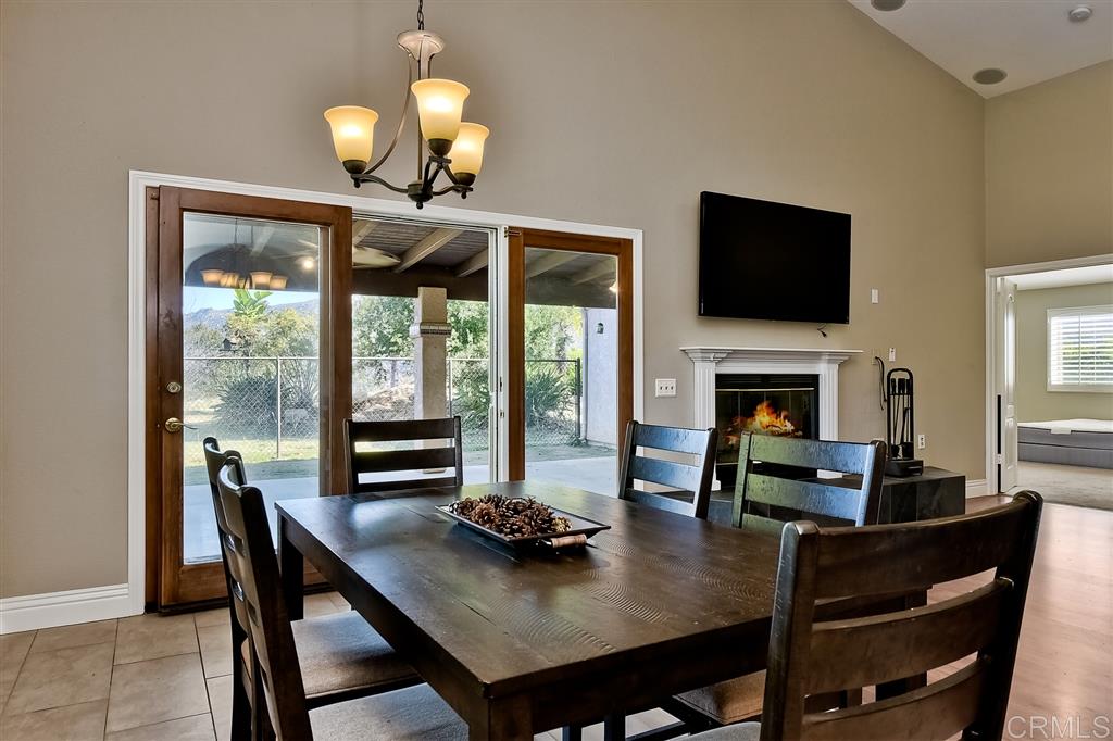 945 Canyon Heights Road Fallbrook, CA 92028 - Photo 15 of 25