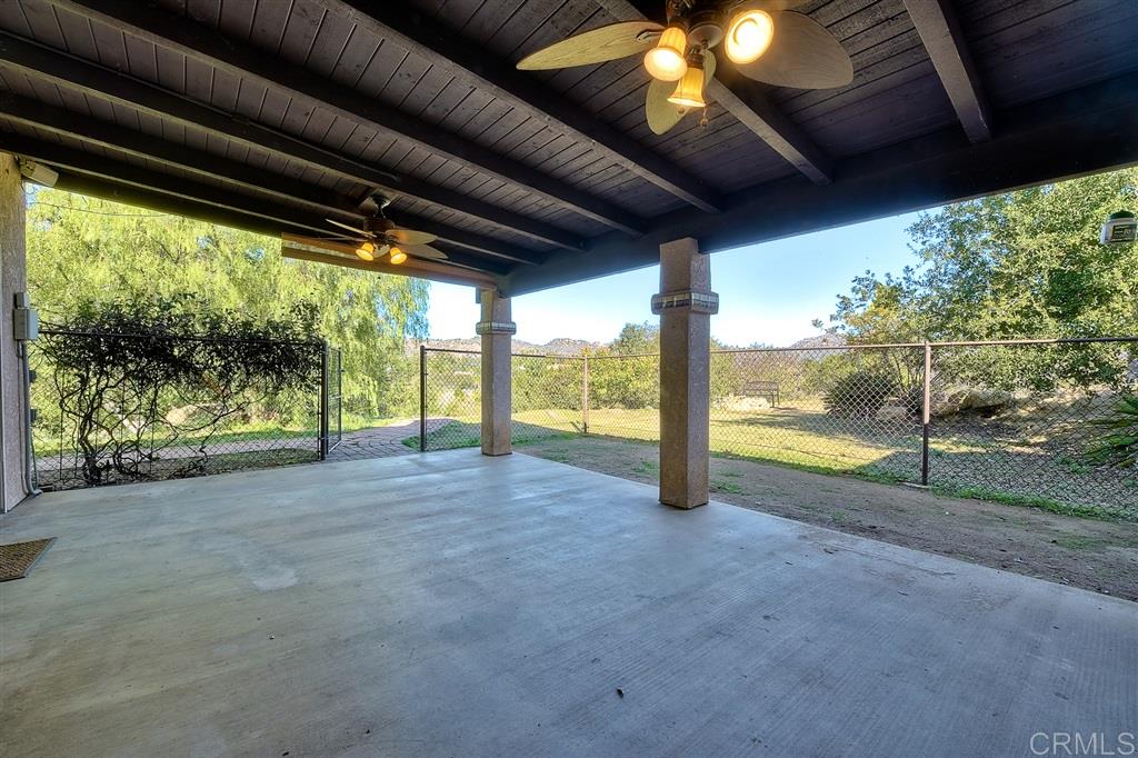 945 Canyon Heights Road Fallbrook, CA 92028 - Photo 22 of 25