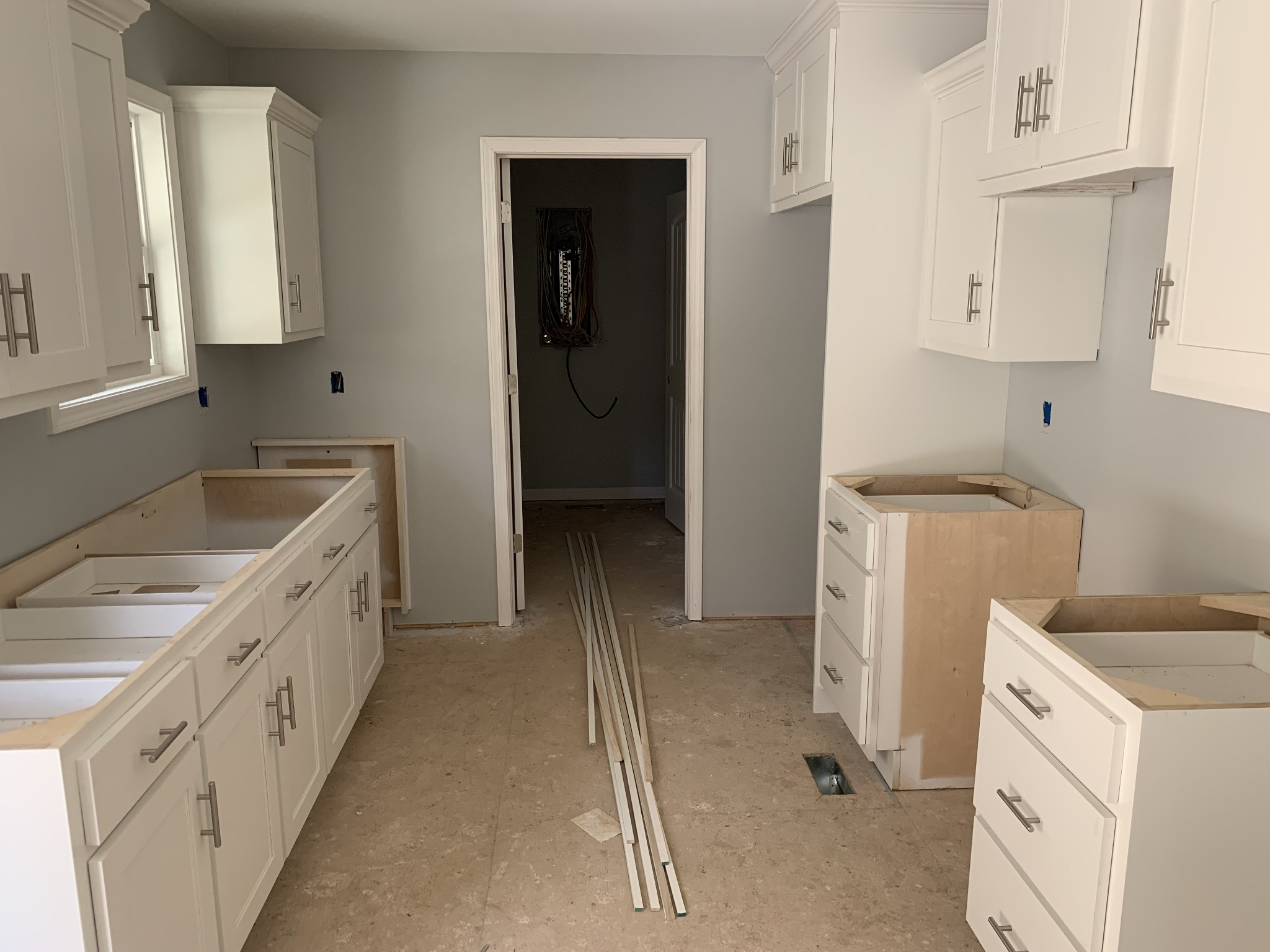 388 Leo Whitley Road Lafayette, TN 37083 - Photo 4 of 10 a kitchen with a sink stove and refrigerator
