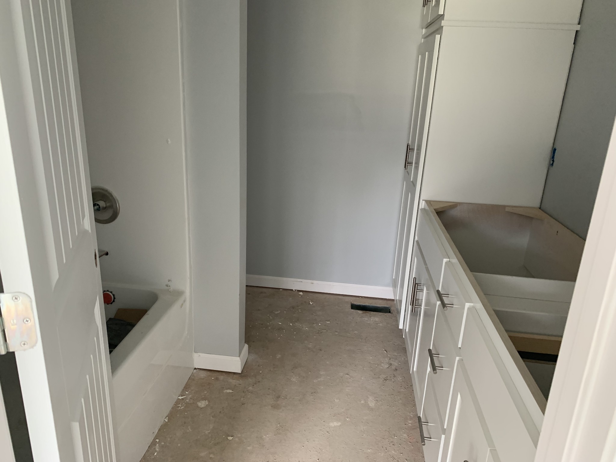 388 Leo Whitley Road Lafayette, TN 37083 - Photo 10 of 10 a view of walk in closet