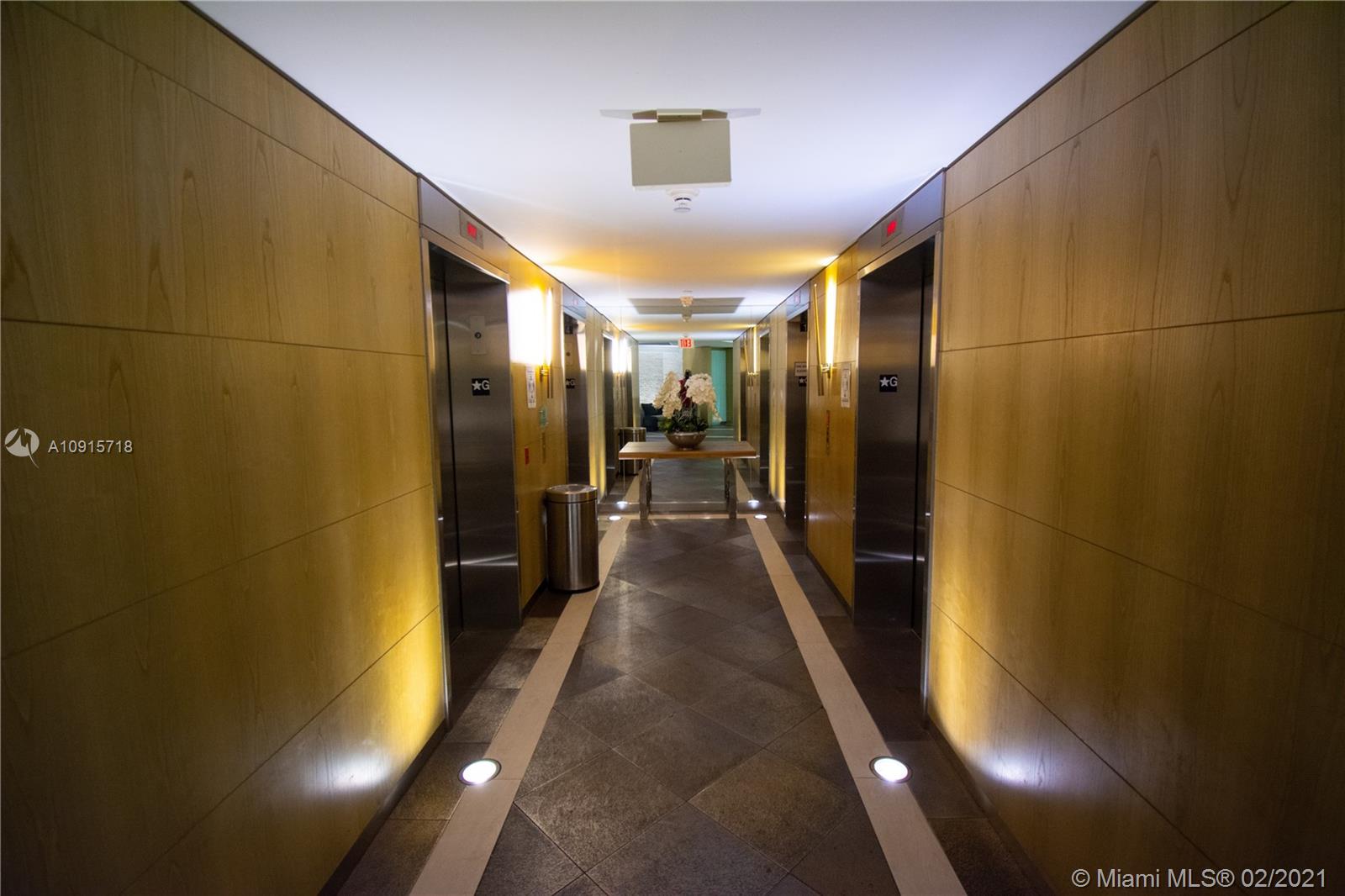 92 Southwest 3rd Street, Unit 2307 Miami, FL 33130 - Photo 16 of 18 a view of gallery