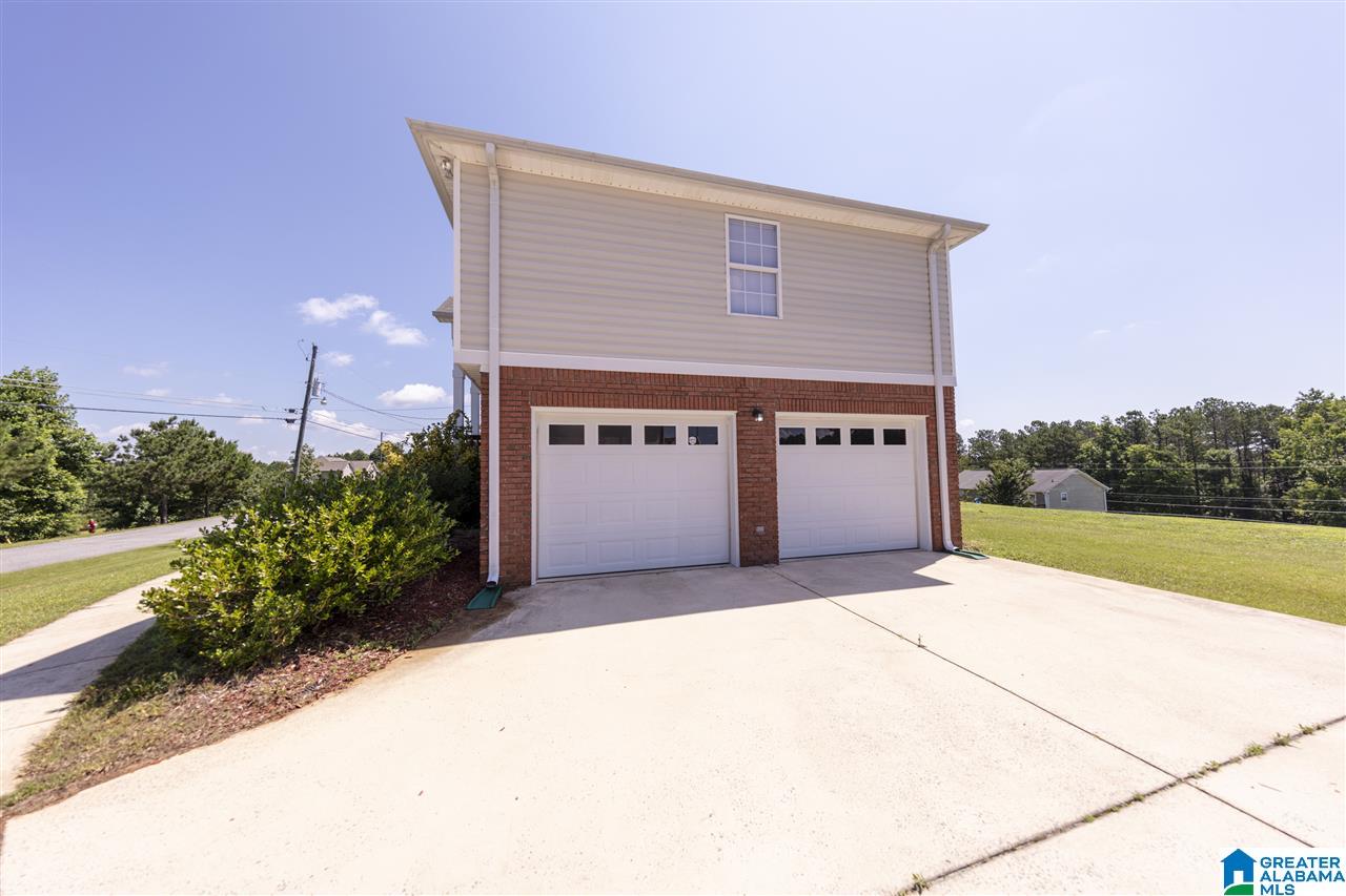 160 Hidden Ridge Drive Odenville, AL 35120 - Photo 2 of 29