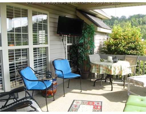 207 Jacob Court Winfield, WV 25213 - Photo 12 of 16 Patio/Deck.