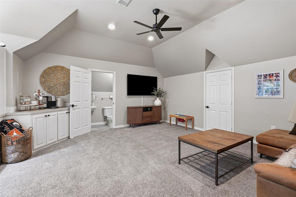 924 Ridge Court Keller, TX 76248 - Photo 34 of 40 Gallery Image 34