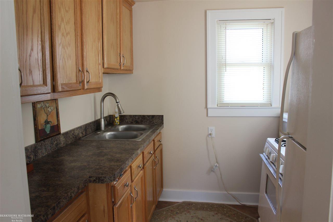 345 Prospect Street Romeo, MI 48065 - Photo 23 of 47 Apartment Kitchen