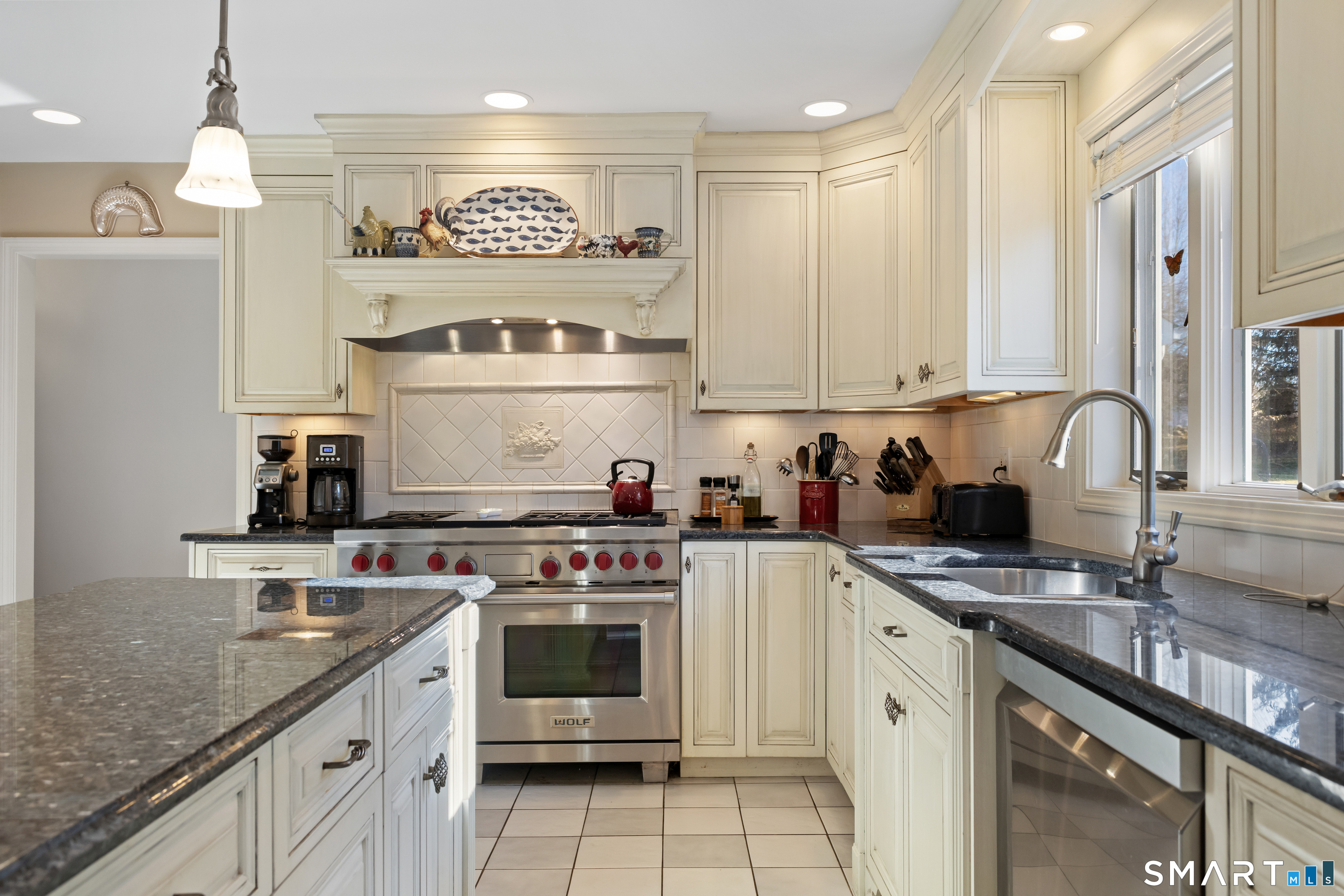 39 Platts Hill Road Newtown, CT 06470 - Photo 13 of 39