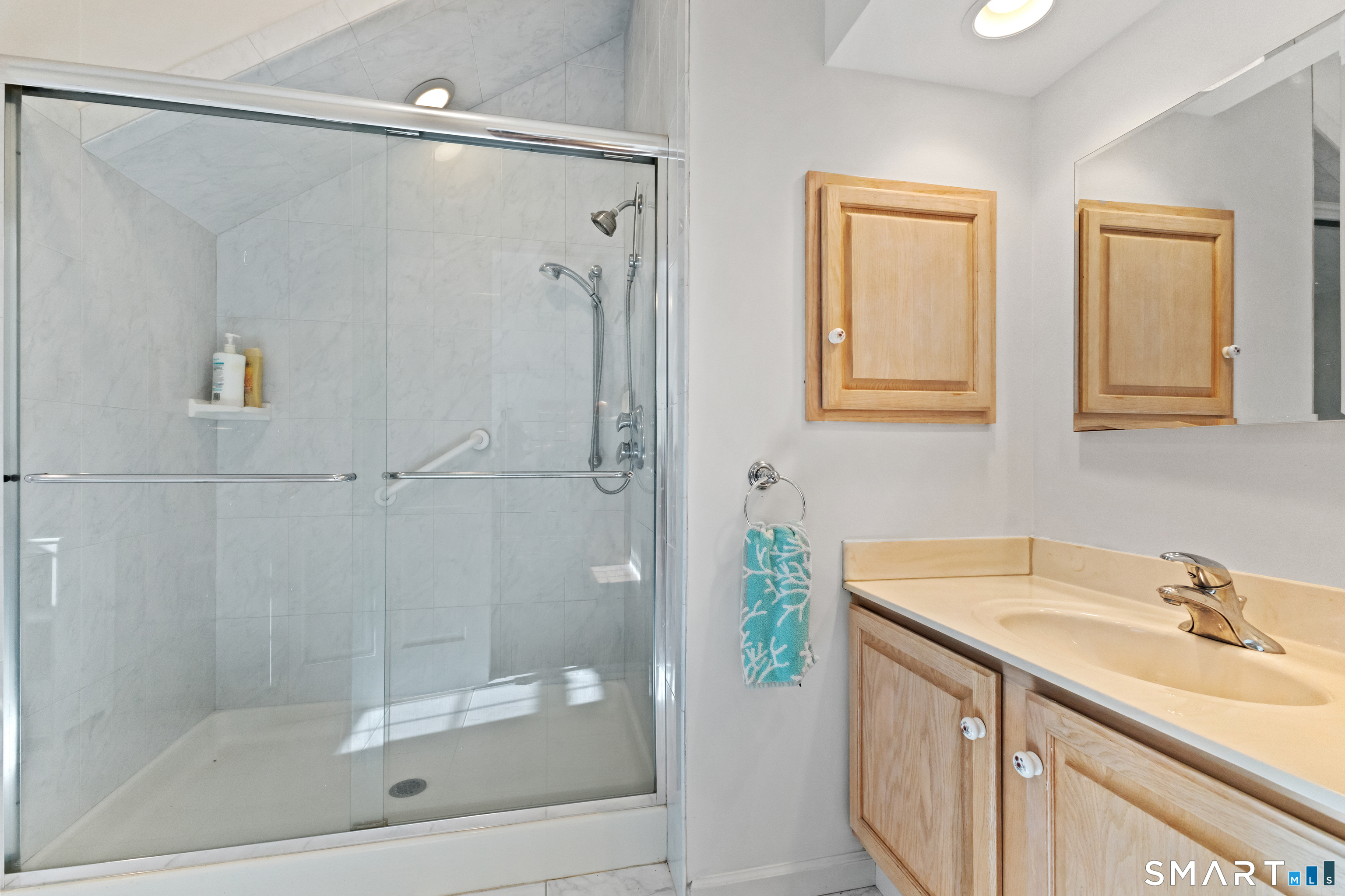 39 Platts Hill Road Newtown, CT 06470 - Photo 33 of 39