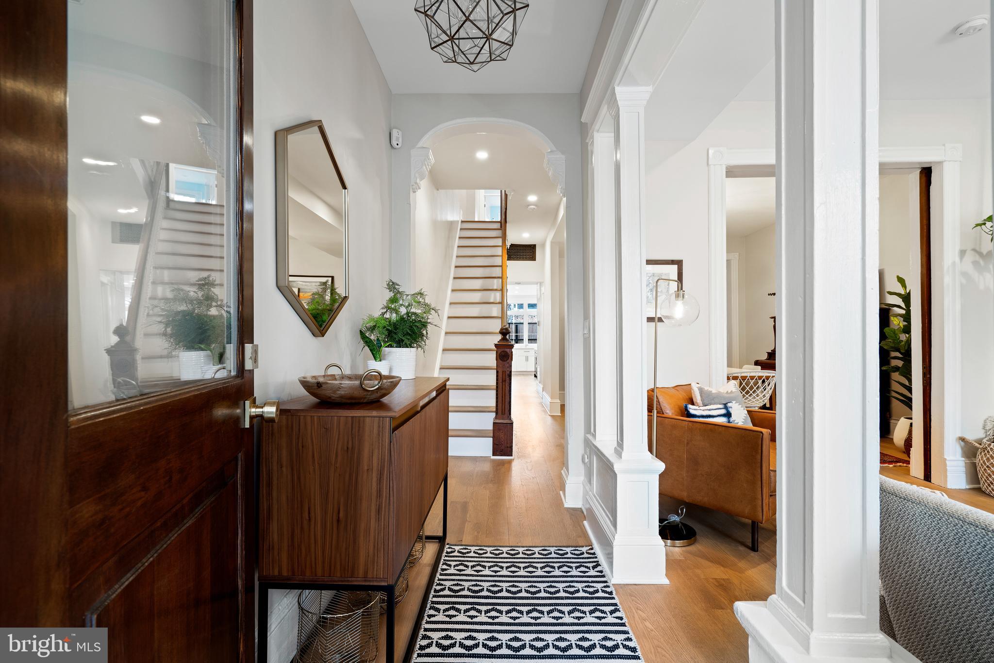 328 12th Street Southeast Washington, DC 20003 - Photo 2 of 32