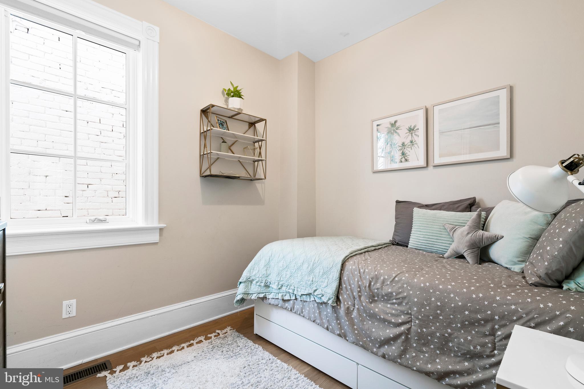 328 12th Street Southeast Washington, DC 20003 - Photo 22 of 32