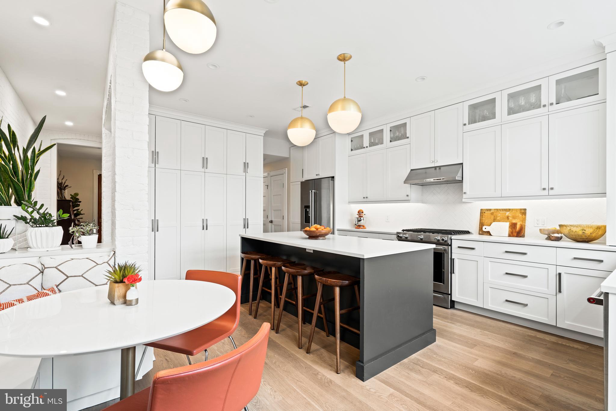 328 12th Street Southeast Washington, DC 20003 - Photo 10 of 32