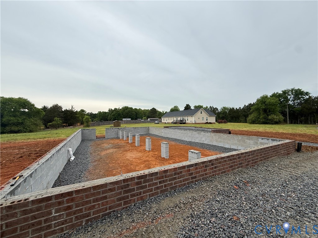 2237 North Terry's Bridge Road Halifax, VA 24558 - Photo 2 of 18