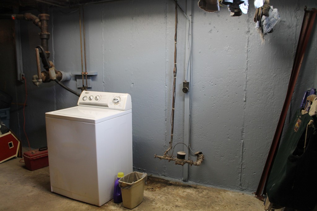 76 Ray Street Webster, MA 01570 - Photo 19 of 26 Gallery Image 19