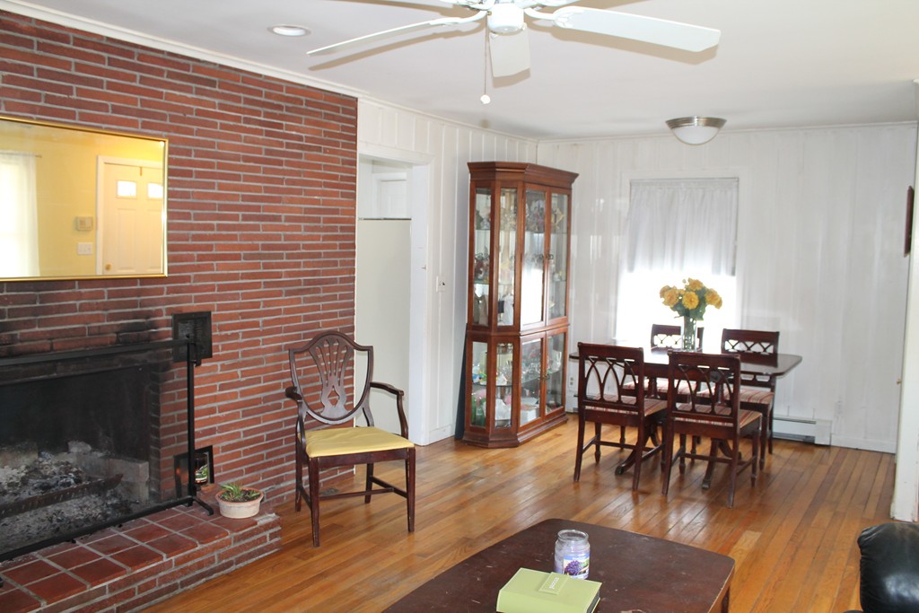 76 Ray Street Webster, MA 01570 - Photo 3 of 26 Gallery Image 3