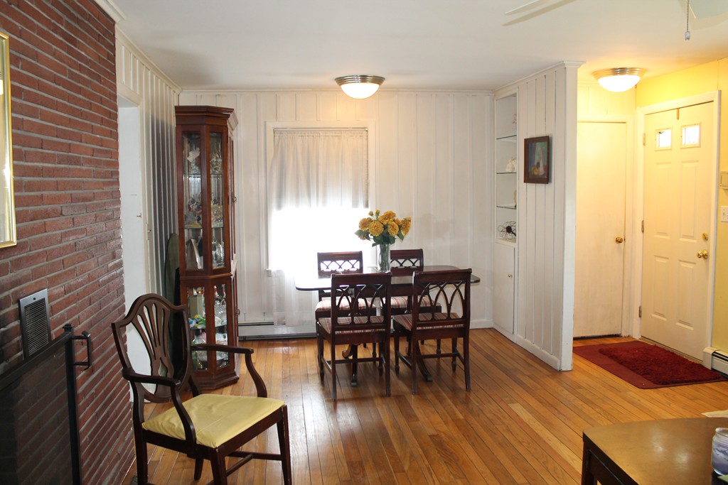 76 Ray Street Webster, MA 01570 - Photo 7 of 26 Gallery Image 7