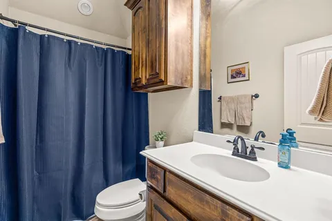 $424,000 | 108 Bosque Court, Azle, TX 76020