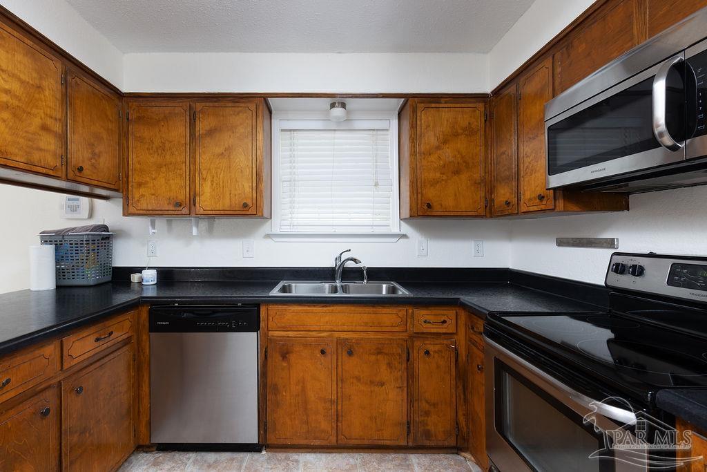 4249 Sea Port Road Pace, FL 32571 - Photo 11 of 25