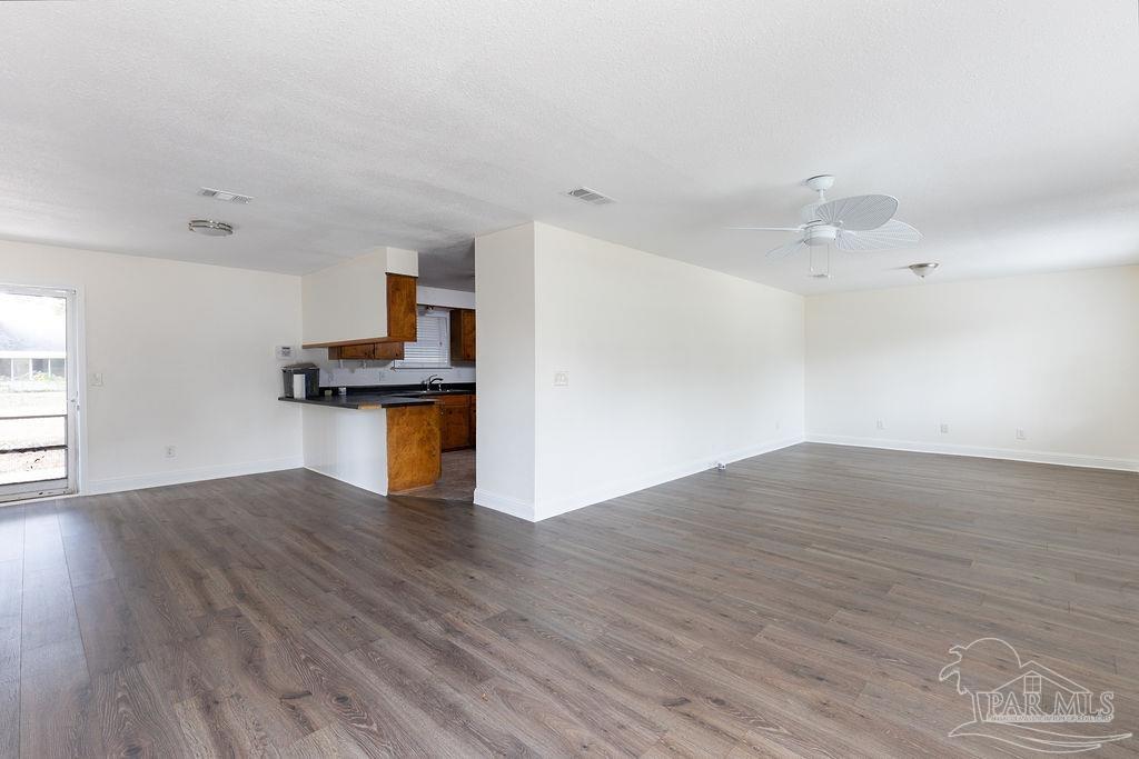 4249 Sea Port Road Pace, FL 32571 - Photo 6 of 25