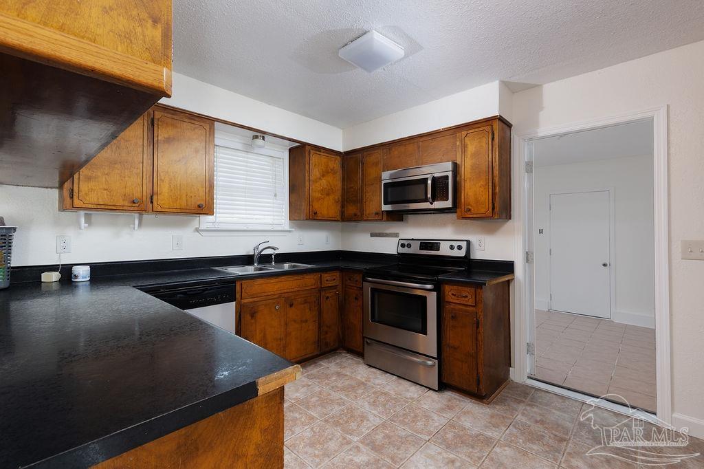 4249 Sea Port Road Pace, FL 32571 - Photo 10 of 25