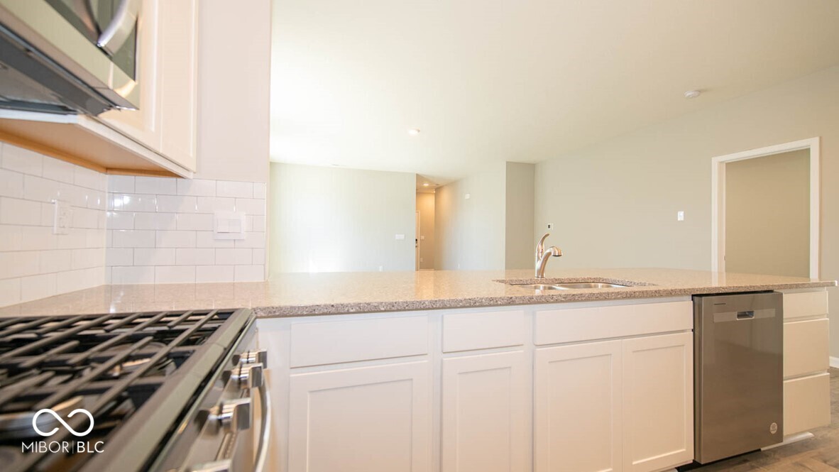 207 Springfield Crossing Greenfield, IN 46140 - Photo 14 of 26