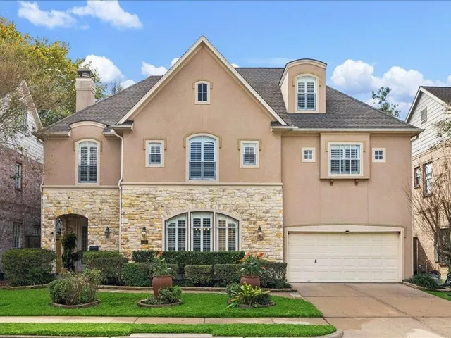 $949,000 | 6324 Elm Court, Bellaire, TX 77401