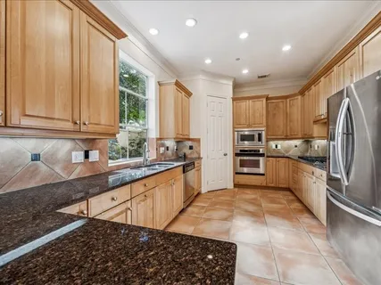 $949,000 | 6324 Elm Court, Bellaire, TX 77401