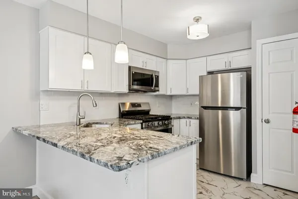 $264,900 | 2702 Kenwood Drive, Pine Hill, NJ 08021