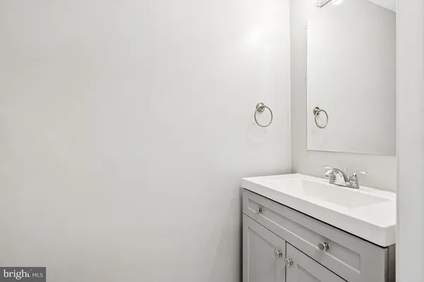 $264,900 | 2702 Kenwood Drive, Pine Hill, NJ 08021