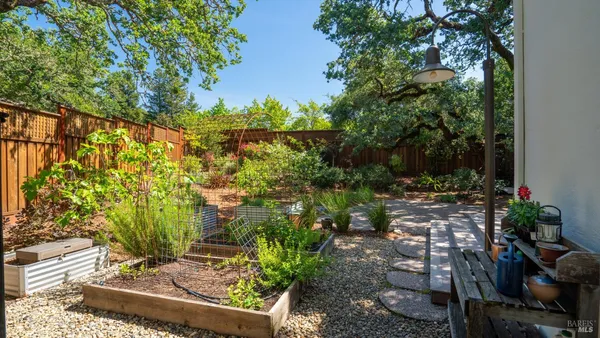 $1,395,000 | 336 Jessie Court, Windsor, CA 95492