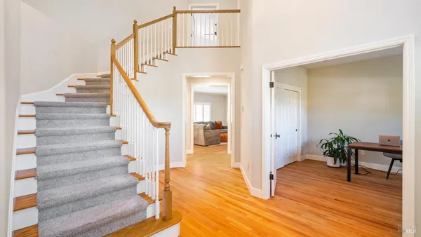 $1,395,000 | 336 Jessie Court, Windsor, CA 95492