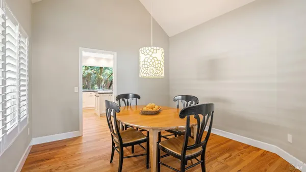 $1,395,000 | 336 Jessie Court, Windsor, CA 95492