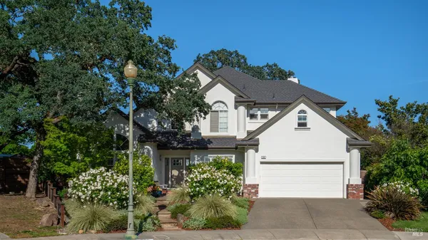 $1,395,000 | 336 Jessie Court, Windsor, CA 95492