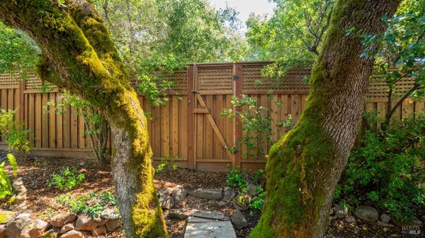 $1,395,000 | 336 Jessie Court, Windsor, CA 95492
