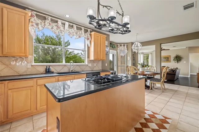 $550,000 | 100 South Ridge Circle, Georgetown, TX 78628