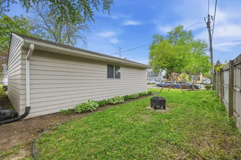 $399,900 | 713 Dempsey Road, Madison, WI 53714
