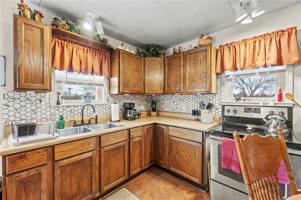 314 Northeast 550th Road Warrensburg, MO 64093 - Photo 16 of 60