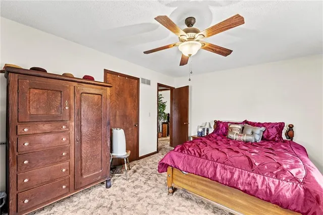 $555,500 | 314 Northeast 550th Road, Warrensburg, MO 64093