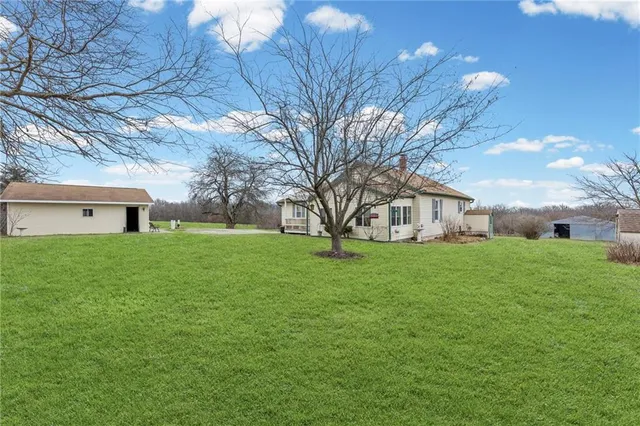 $555,500 | 314 Northeast 550th Road, Warrensburg, MO 64093
