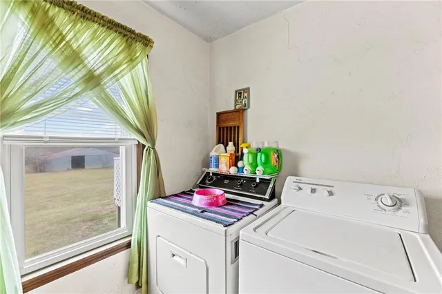 $555,500 | 314 Northeast 550th Road, Warrensburg, MO 64093