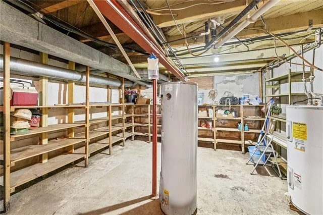 $555,500 | 314 Northeast 550th Road, Warrensburg, MO 64093