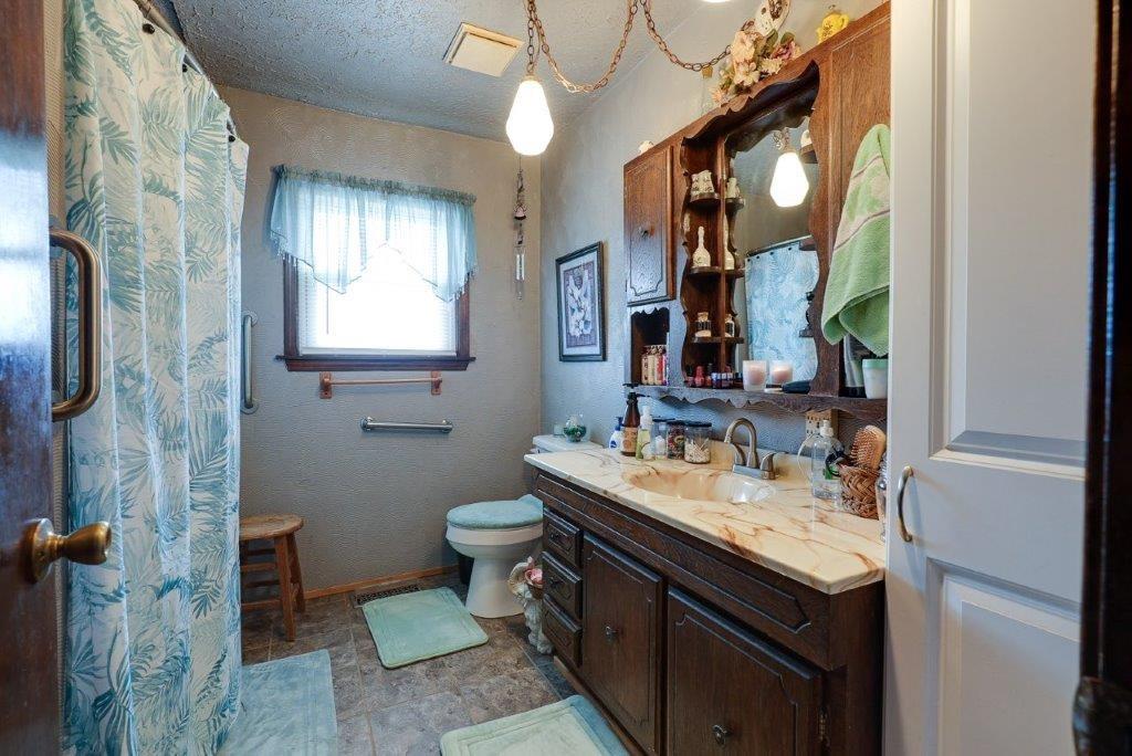 314 Northeast 550th Road Warrensburg, MO 64093 - Photo 32 of 73