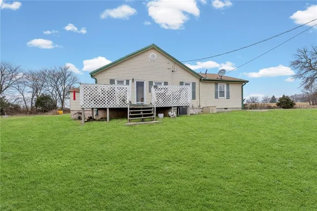 $555,500 | 314 Northeast 550th Road, Warrensburg, MO 64093