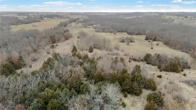 $555,500 | 314 Northeast 550th Road, Warrensburg, MO 64093