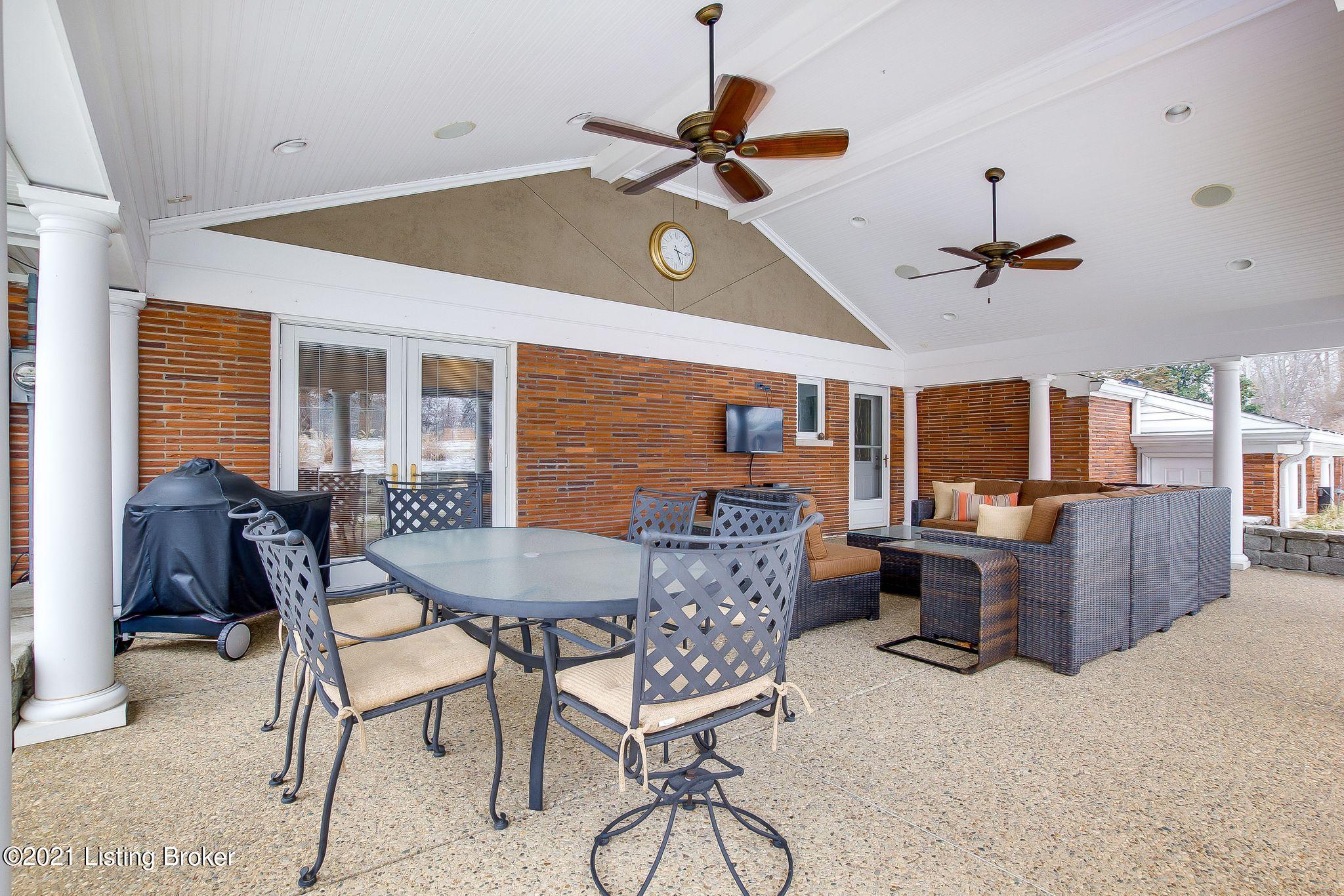 610 Cloverlea Road Louisville, KY 40206 - Photo 57 of 62 610_CloverleaRd_40206_0574_