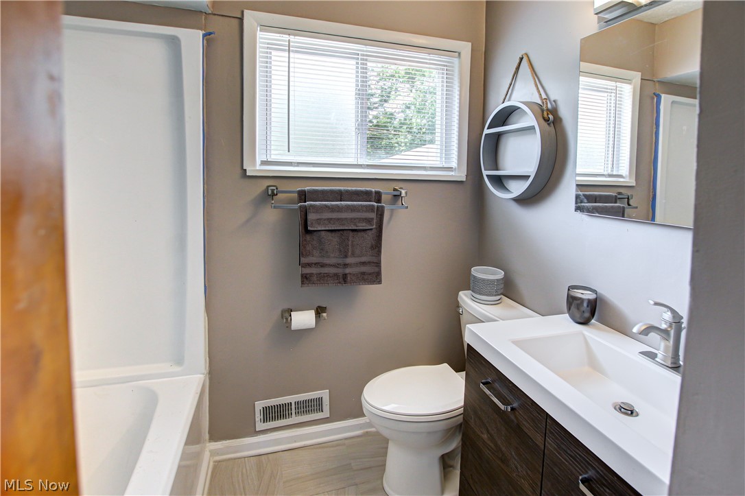 11279 Snow Road Parma Heights, OH 44130 - Photo 18 of 21