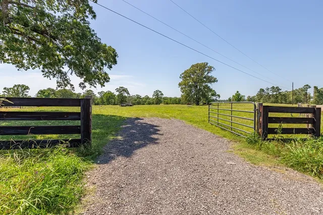 $500,640 | R13687 Cheeseland Road, Pollok, TX 75969