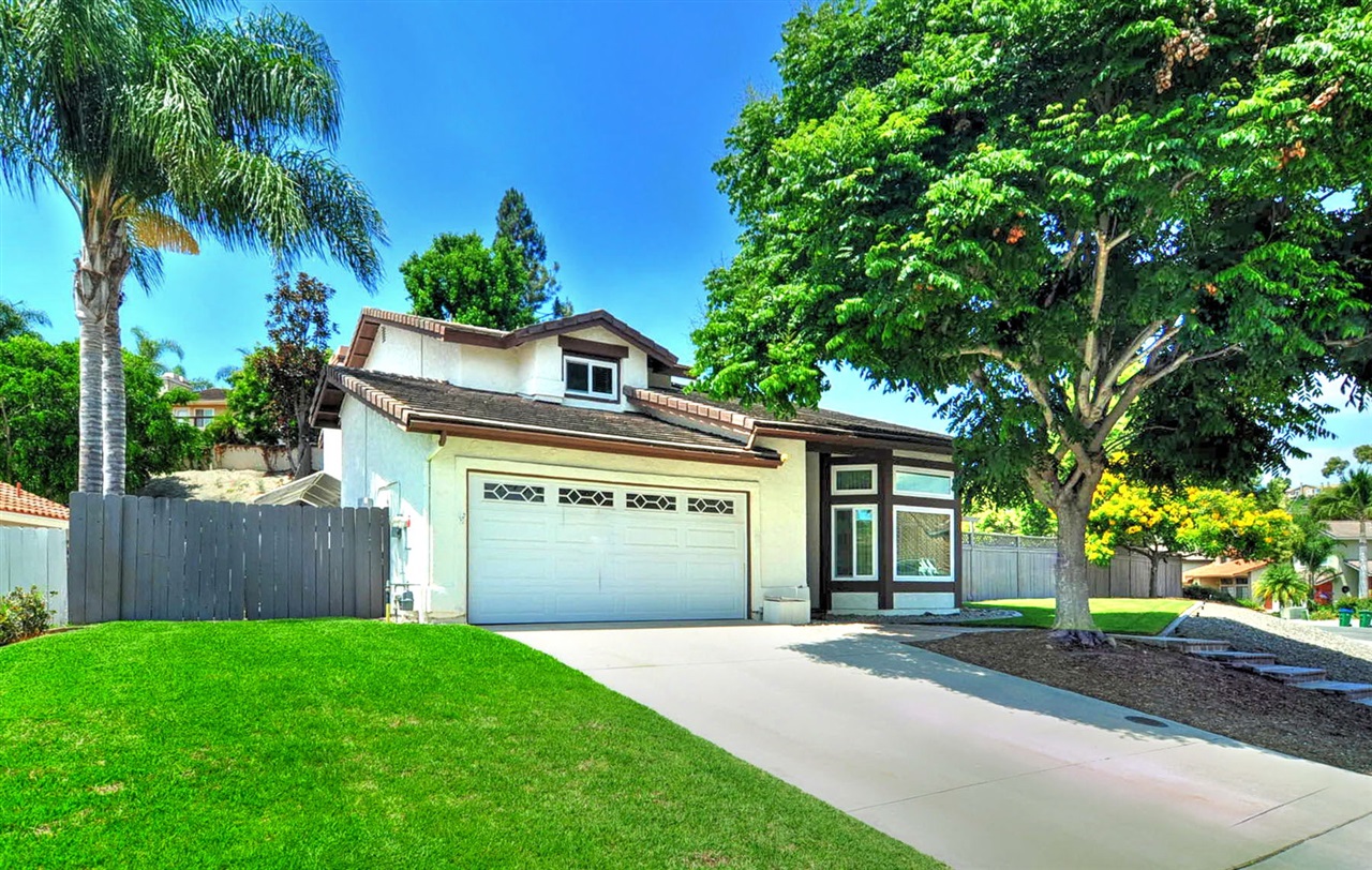 4782 Gateshead Road Carlsbad, CA 92010 - Photo 2 of 25 Gallery Image 2