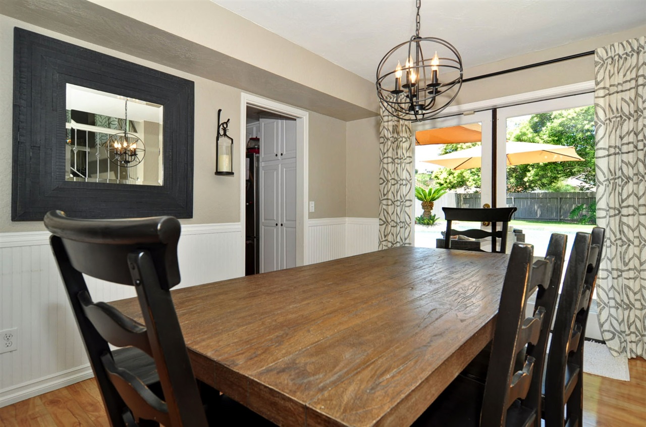 4782 Gateshead Road Carlsbad, CA 92010 - Photo 12 of 25 Gallery Image 12